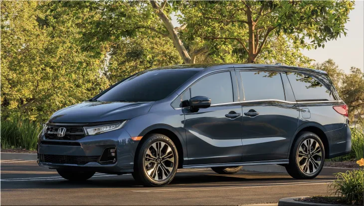 2025 Honda Odyssey minivan