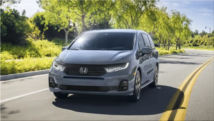 2025 Honda Odyssey minivan