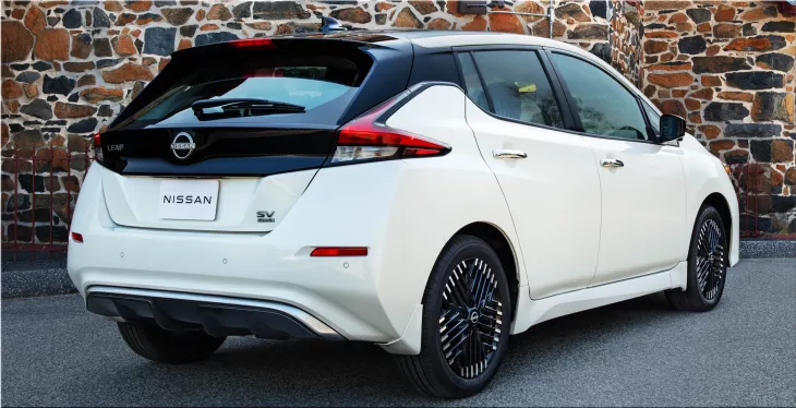 2025 Nissan Leaf