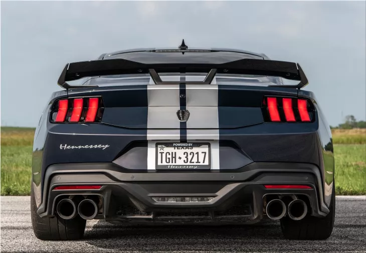 Hennessey H850 Mustang Dark Horse